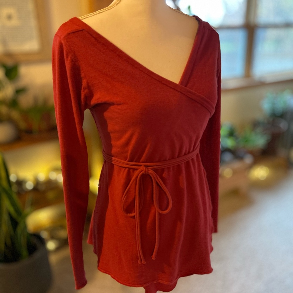 Gaia Conceptions flip wrap simplicity shirt